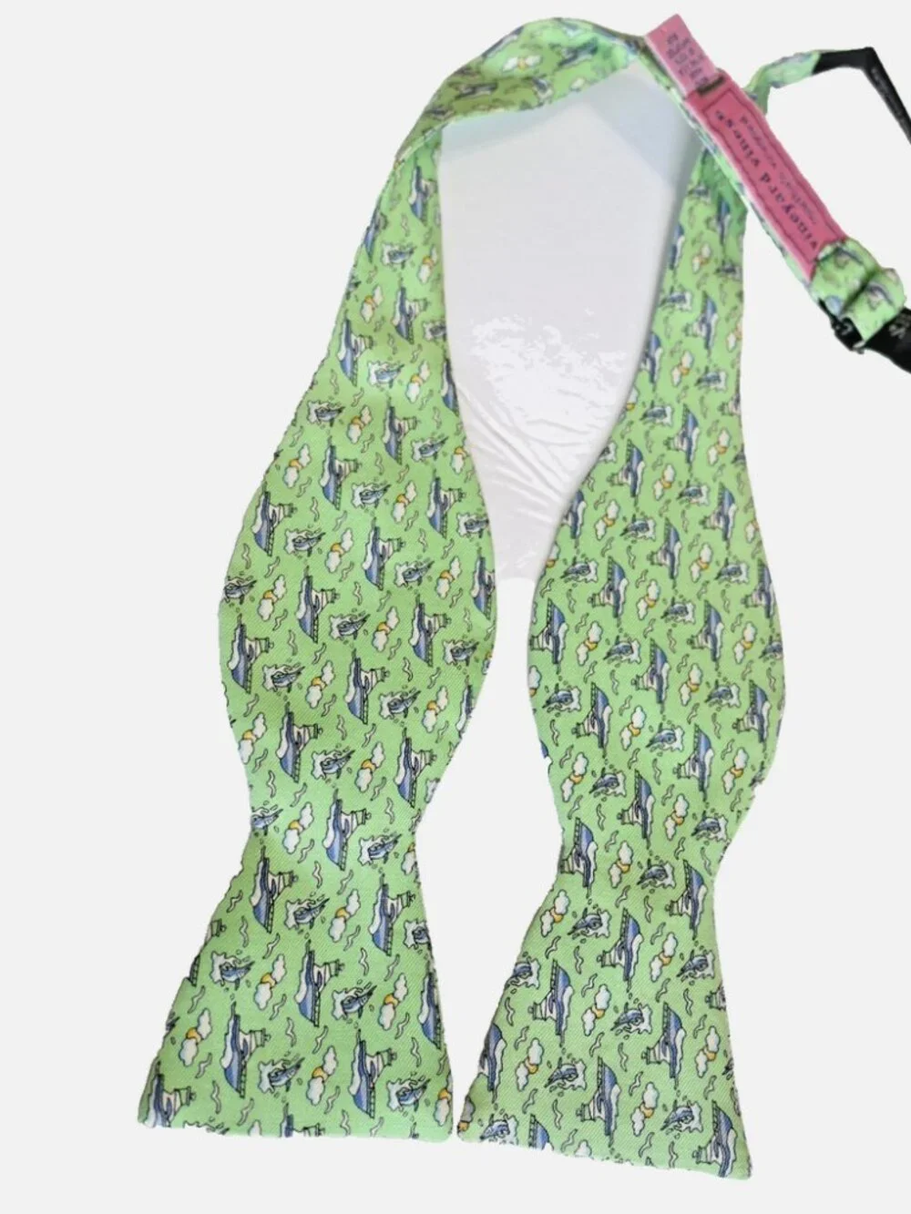 Vineyard Vines Big Catch Green Silk Bow Tie